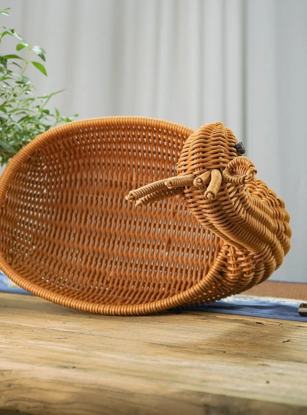 Giraffe Woven Fruit Basket