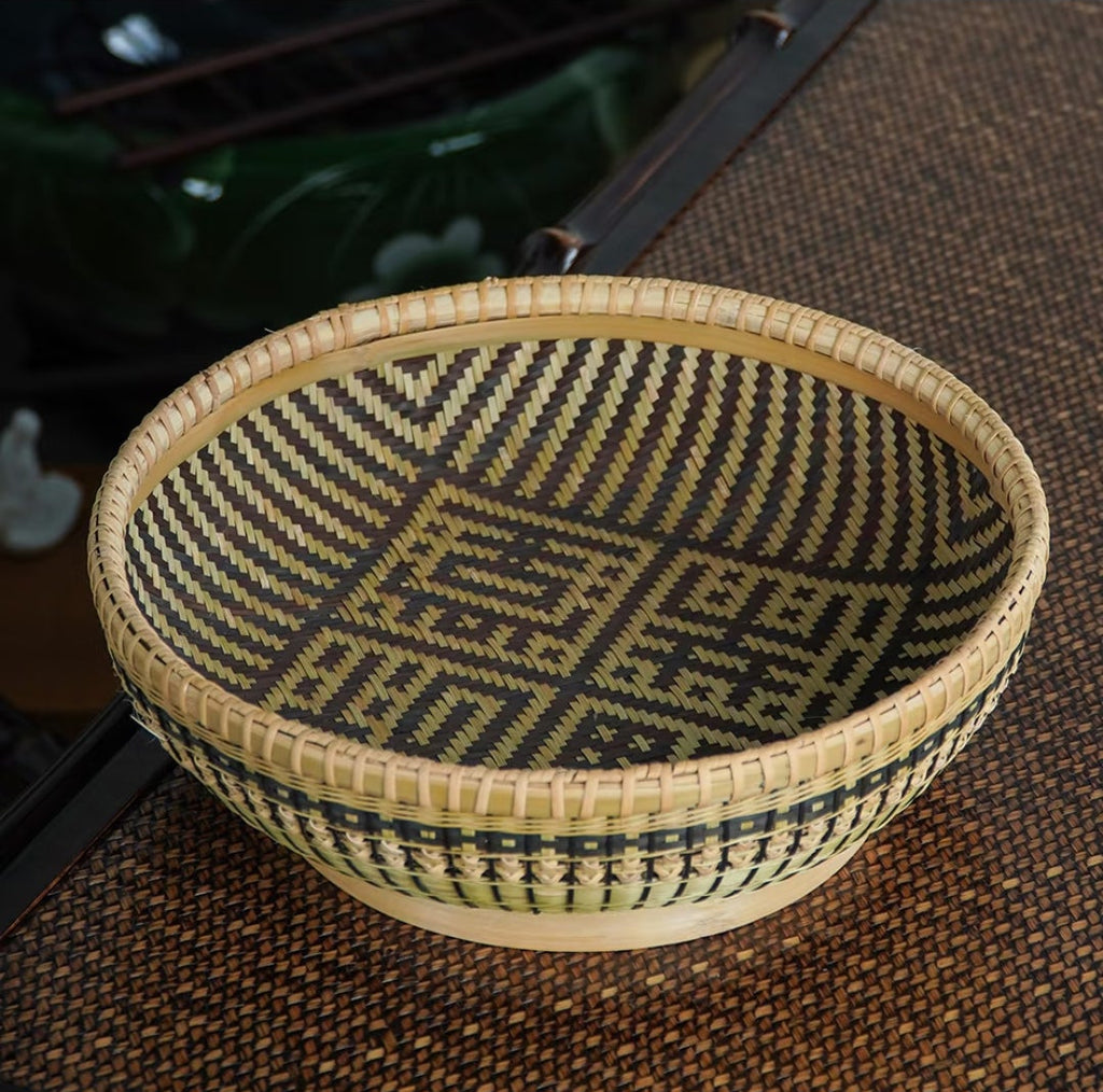 Hand-Woven Bamboo Sieve "Fu Lu Man Tang" Storage Basket
