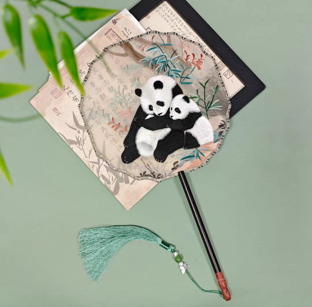 Suzhou Embroidery Silk Round Fan | Double-Sided Hanfu Accessory & Chinese Cultural Gift | 苏绣古风团扇真丝双面绣