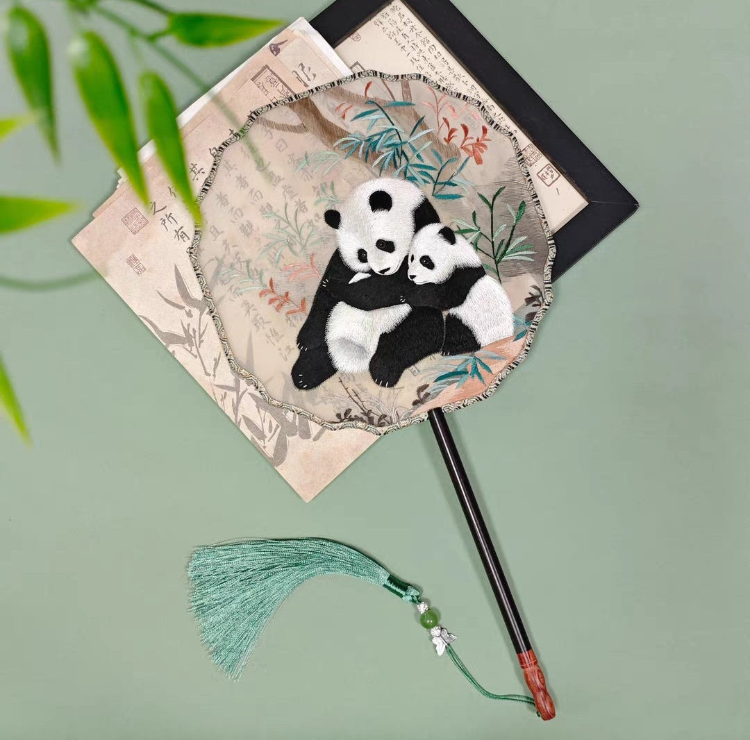 Suzhou Embroidery Silk Round Fan | Double-Sided Hanfu Accessory & Chinese Cultural Gift | 苏绣古风团扇真丝双面绣