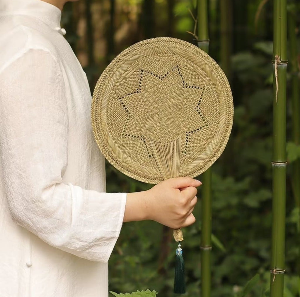Linggeng Cattail Fan | Handwoven Intangible Heritage Grass Fan | Hanfu Ancient Style Hand Fan
