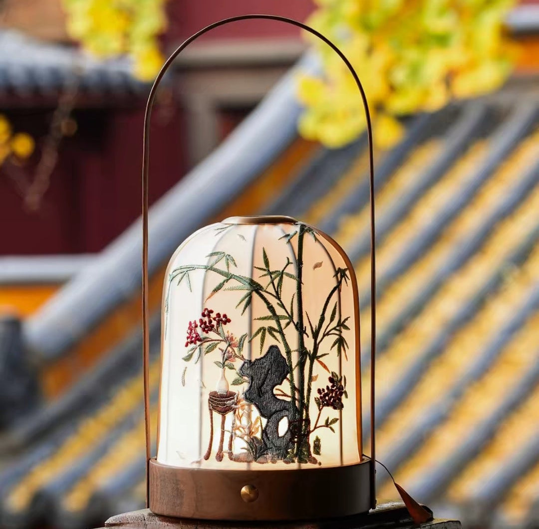 Song Dynasty Aesthetic Suzhou Embroidery Portable Lantern | Black Walnut Wood Base