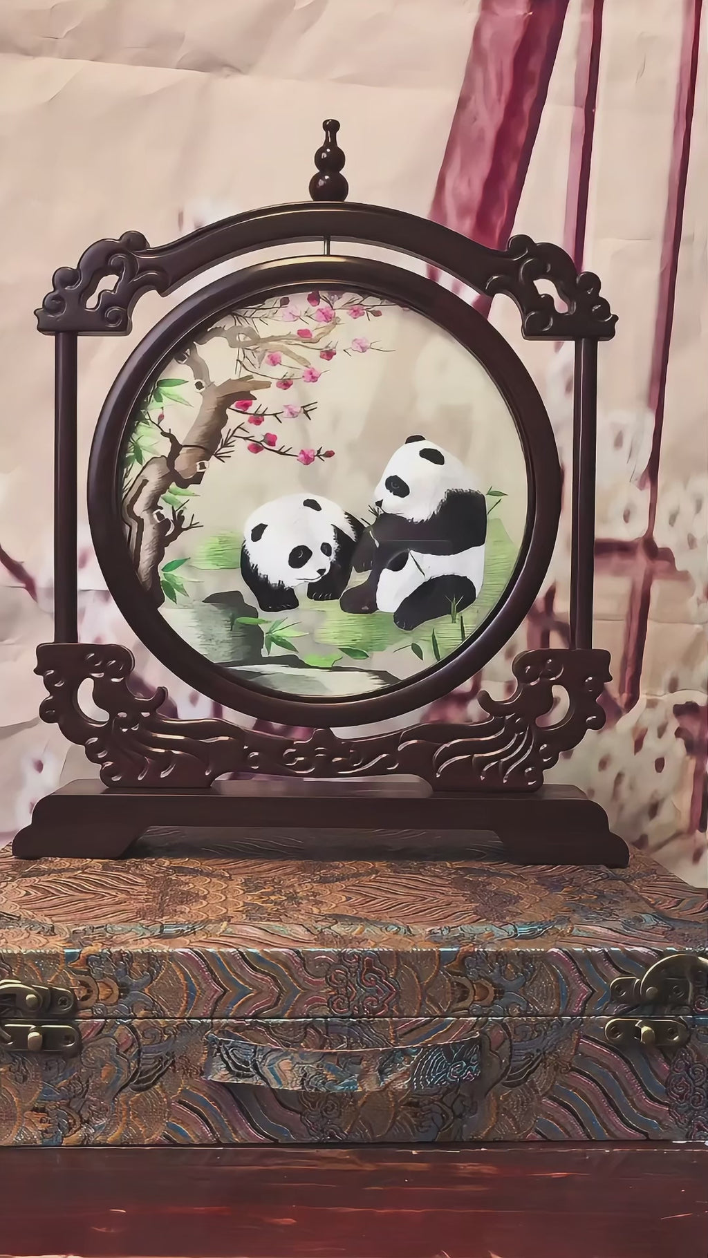 Handmade Suzhou Embroidery Double-Sided Screen – Rosewood Frame | Chinese Art Desk Decor & Gift